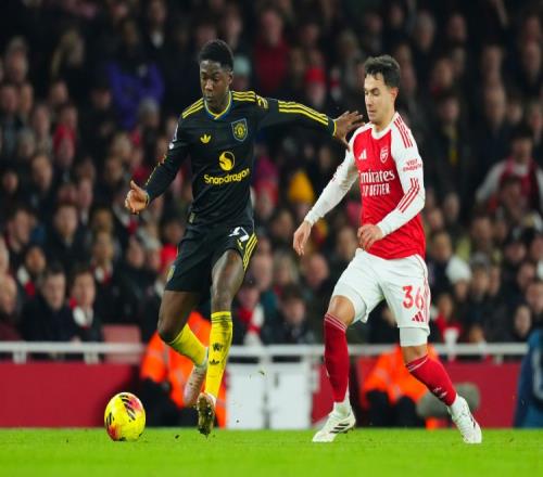 奥地利后卫,阿拉巴的技,术特长解析,新葡京,新葡京app,新葡京娱乐,新普京赌场