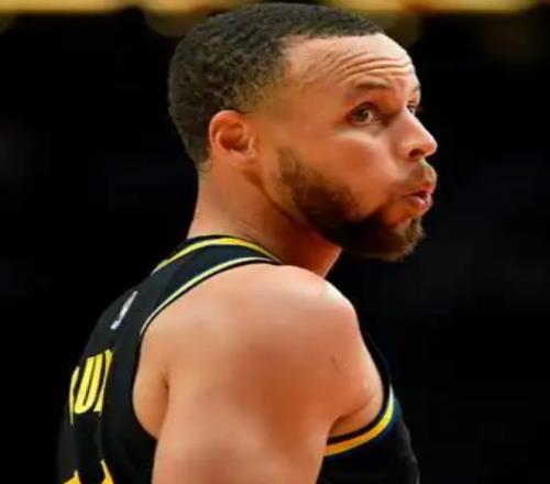 佩雷拉左臂,骨折,坚持带队比,新葡京,新葡京app,新葡京娱乐,新普京赌场